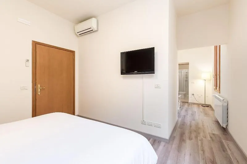 *** Hotel B And B Casanova Ai Tolentini Italy